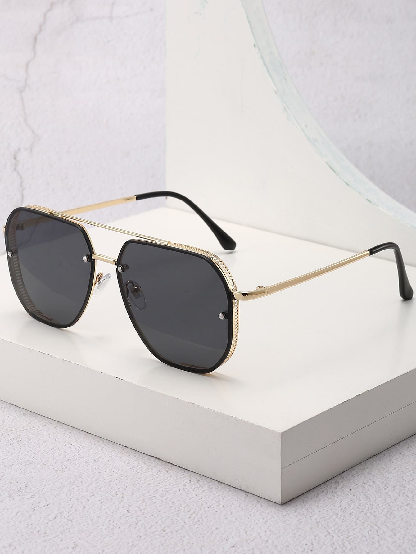 1pc Men's Square Metal Frame Fashionable Eyeglasses Suitable For Daily Wear