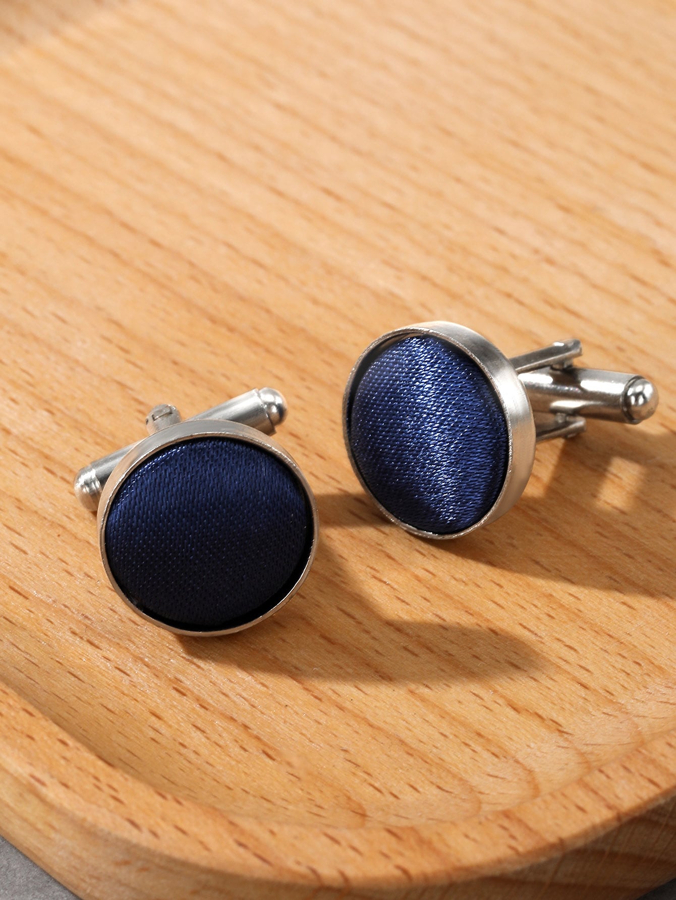 Men Round Decor Cufflinks