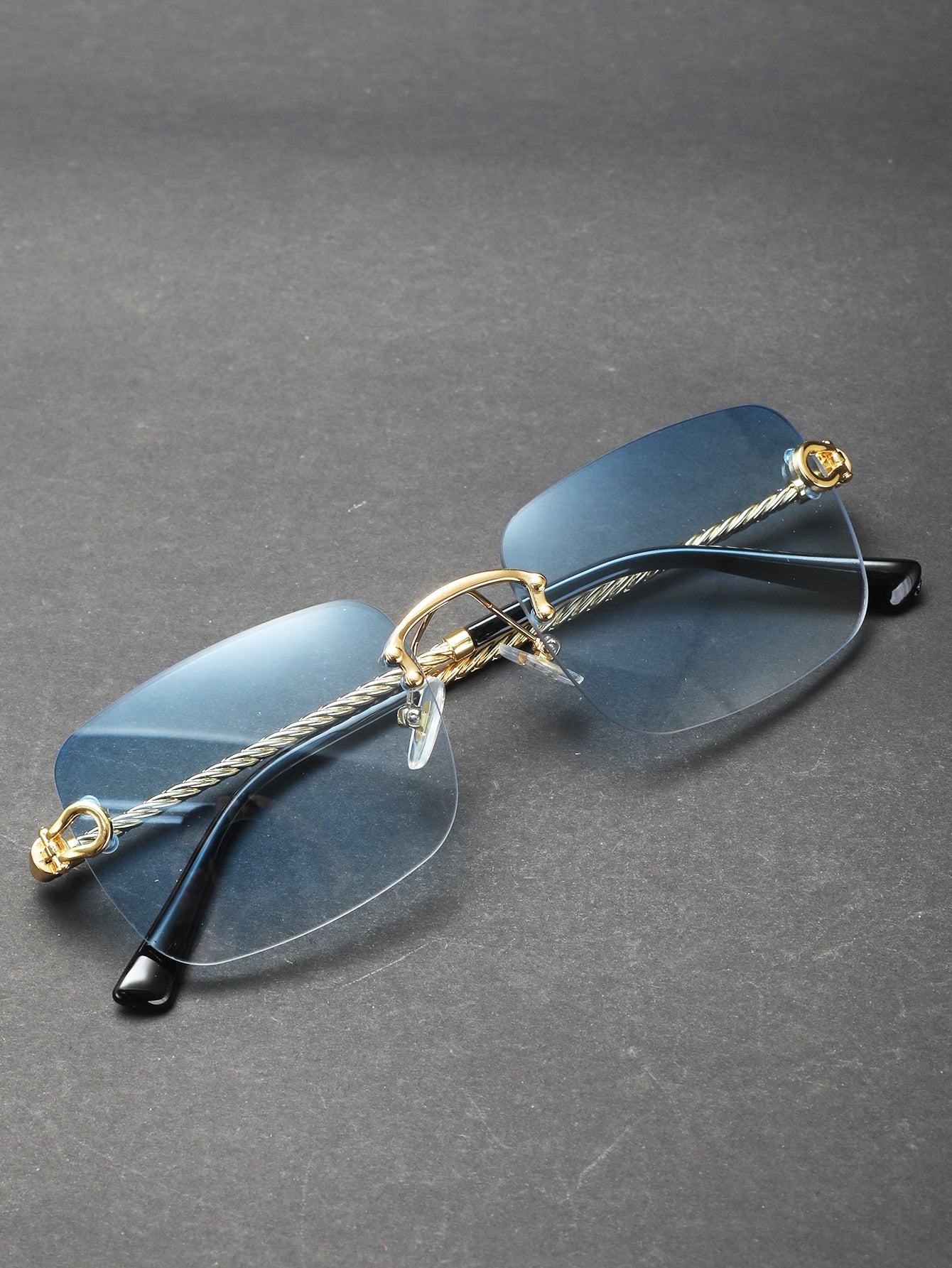 Trendy Square Cut-edge Metal Frame Unisex Sunglasses, Gold